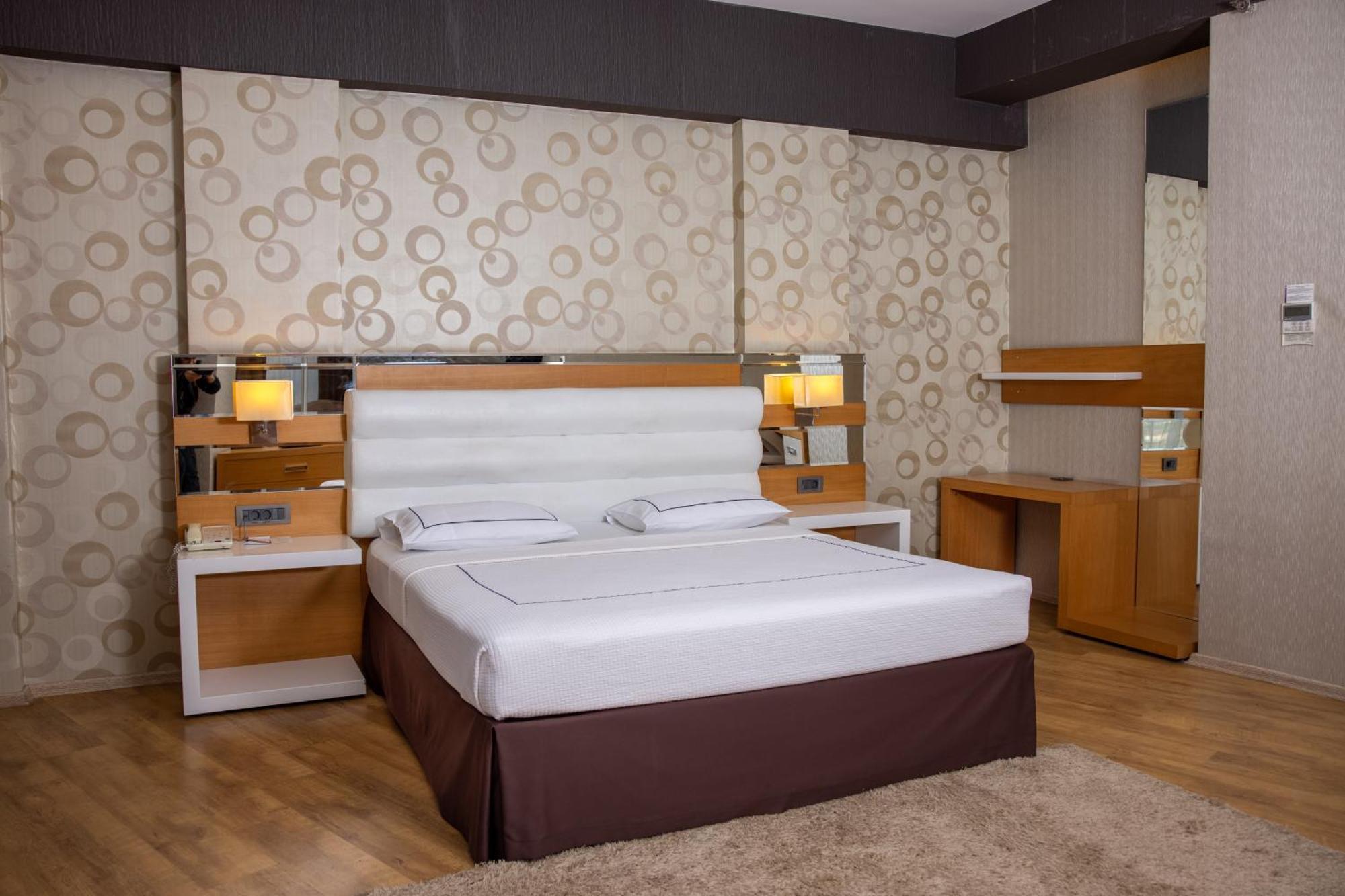 Anemon Grand Adana Otel Extérieur photo